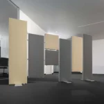 Akustik-Raumteiler mit individuellem Designmotiv als flexible Trennwand