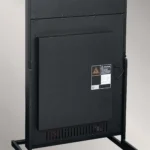 Detailansicht des Technikfachs eines digitalen Totem