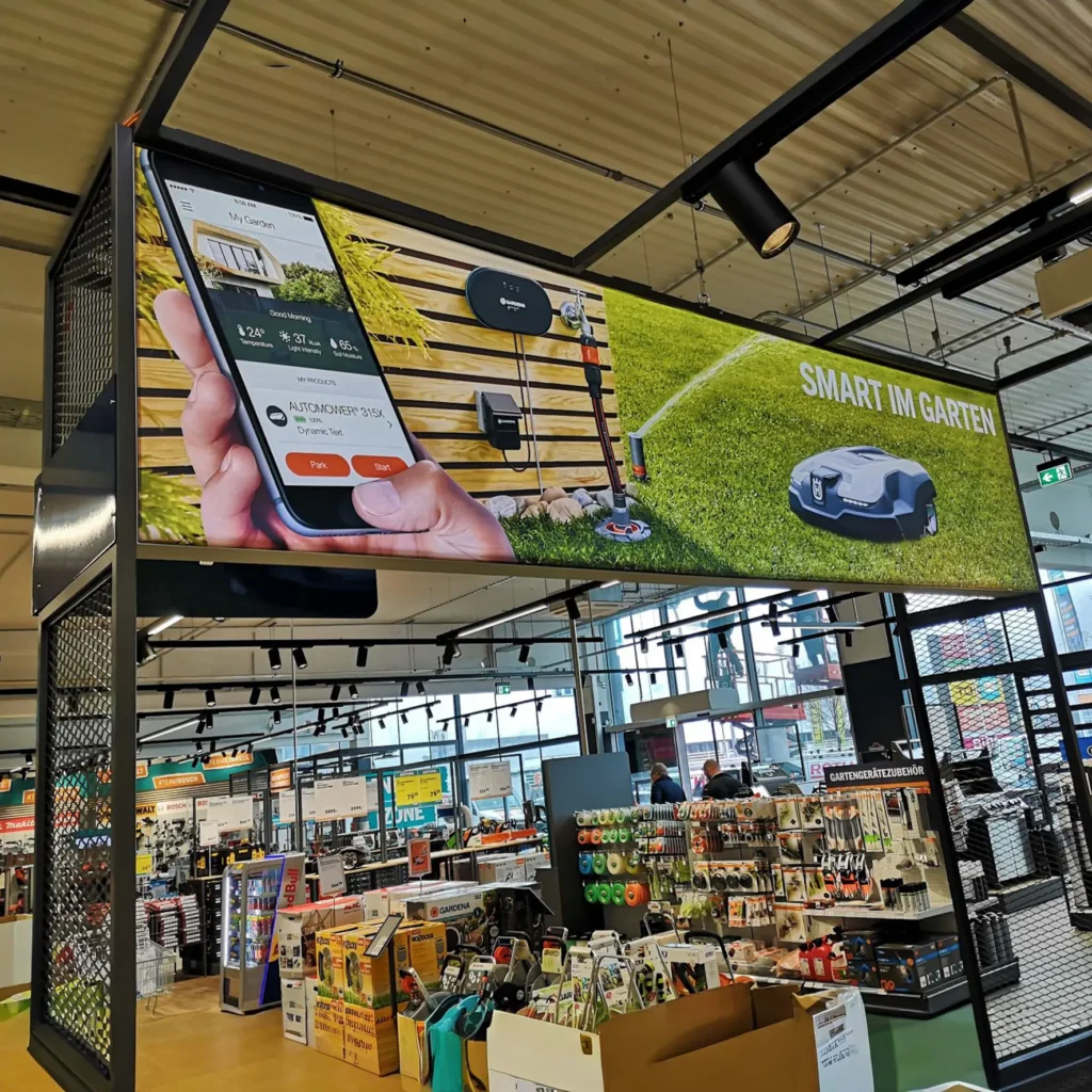 Hinterleuchtetes Stoffmotiv im Aluminiumrahmen mit brillantem Farbdruck