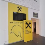 Textilrahmen mit integriertem Bildschirm
